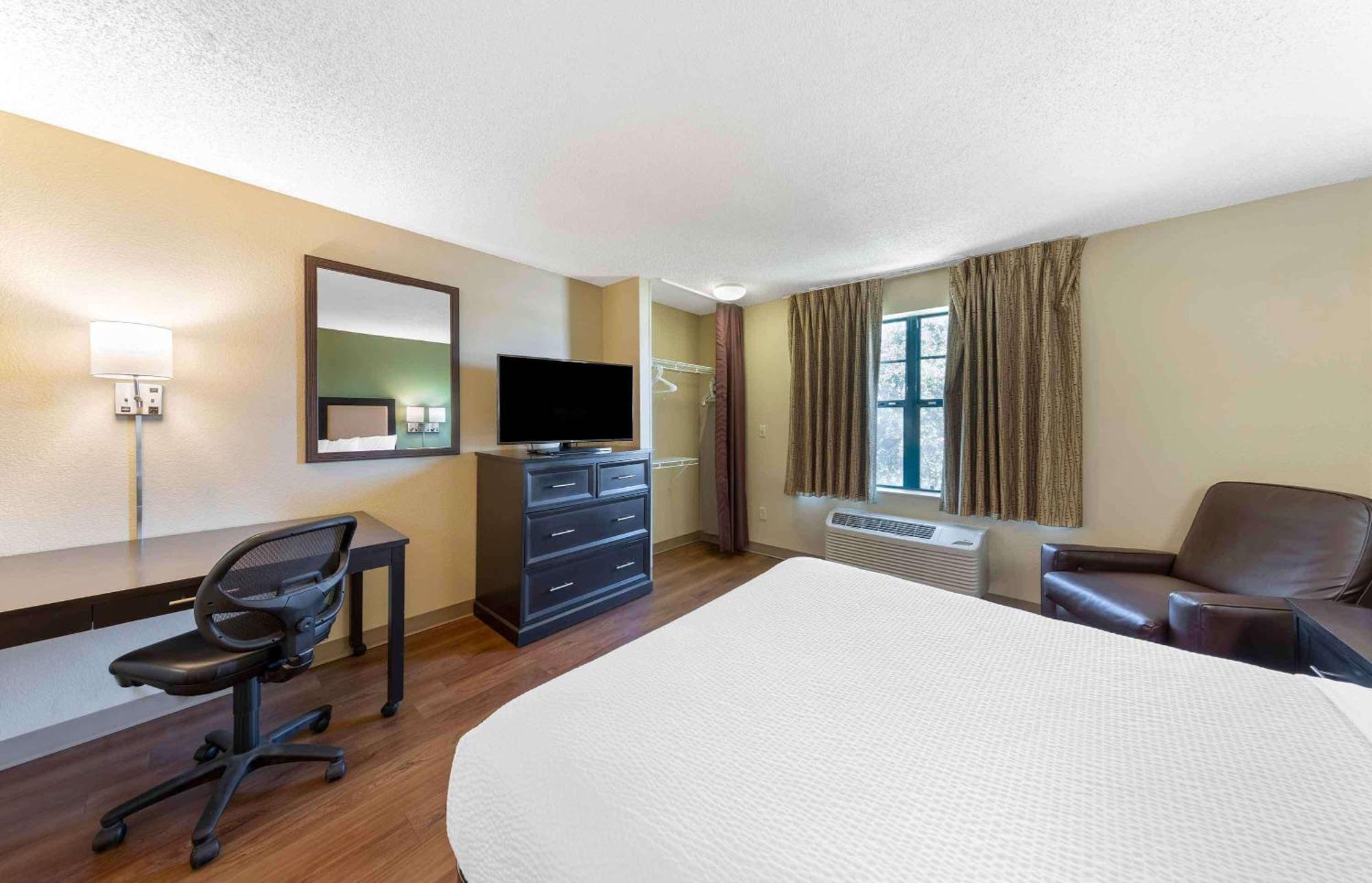 เอ็กซ์เทนด์ สเตย์ อเมริกา อินเดียนาโพลิส-นอร์ท-คาร์เมล Hotel ภายนอก รูปภาพ