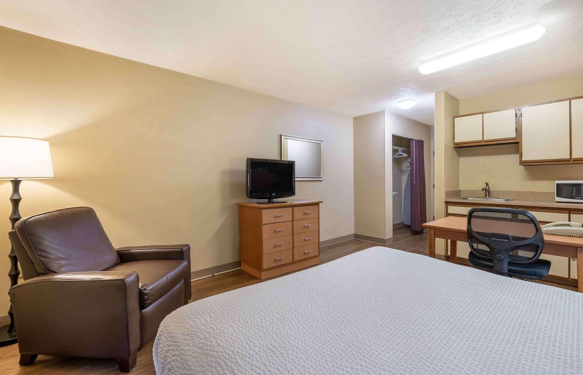เอ็กซ์เทนด์ สเตย์ อเมริกา อินเดียนาโพลิส-นอร์ท-คาร์เมล Hotel ภายนอก รูปภาพ
